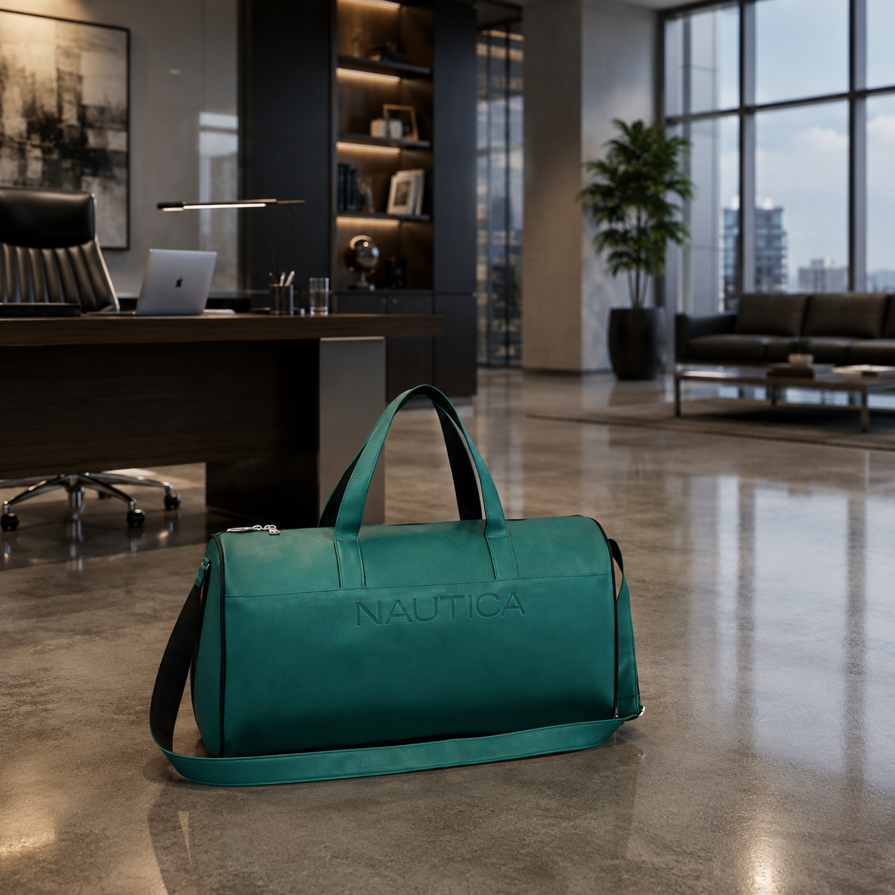 FEATURES : NEW ENGLISH COLORE CROCO TEXTURED DESIGN COMPACT SIZE / WITH STRAP 19.3*11*8.7 INCH SIZE CROCO DUFFLE - DARK GREEN image 5
