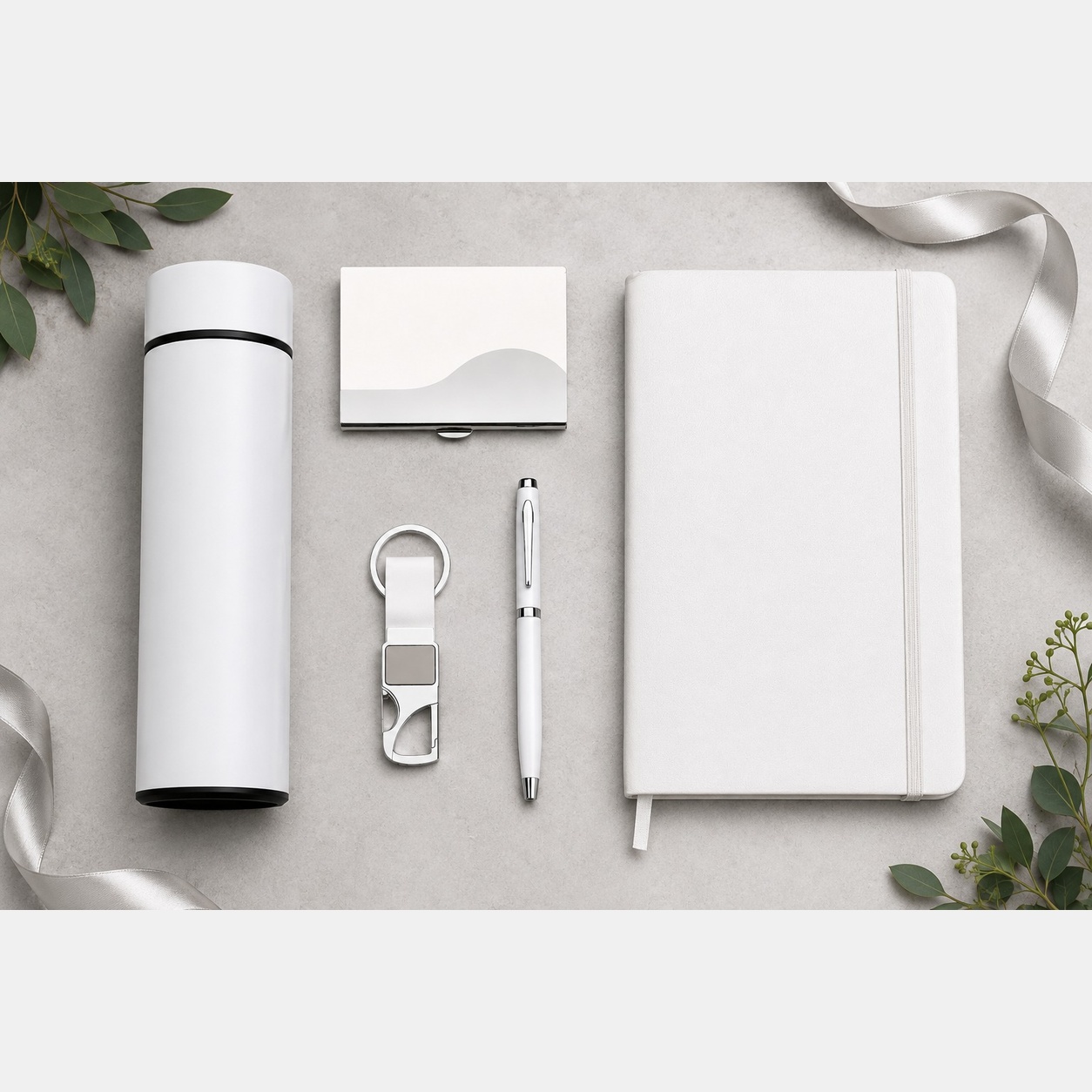 BOTTLE 5 IN 1 WHITE DIARY , PEN , KEYCHAIN , CARDHOLDER & TEMPERATURE BOTTLE 500 ML image 3